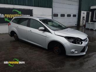 demontáž osobní automobily Ford Focus Focus 3 Wagon, Combi, 2010 / 2020 1.0 Ti-VCT EcoBoost 12V 125 2013/8