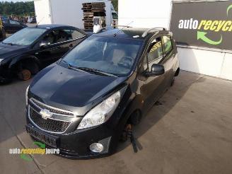 Salvage car Chevrolet Spark Spark (M300), Hatchback, 2010 1.0 16V Bifuel 2010/10