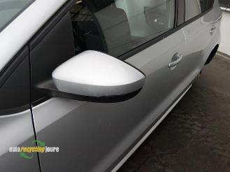 Volkswagen Polo Polo V (6R), Hatchback, 2009 / 2017 1.6 TDI 16V 90 picture 24