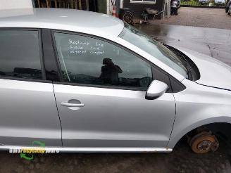 Volkswagen Polo Polo V (6R), Hatchback, 2009 / 2017 1.6 TDI 16V 90 picture 11