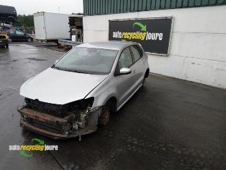 Salvage car Volkswagen Polo Polo V (6R), Hatchback, 2009 / 2017 1.6 TDI 16V 90 2010/4