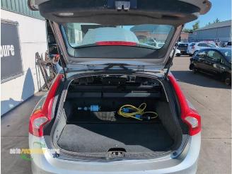 Volvo V-60 V60 I (FW/GW), Combi, 2010 / 2018 2.4 D6 20V Plug-in Hybrid AWD picture 9