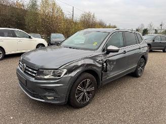 krockskadad bil auto Volkswagen Tiguan Allspace 7 ZITS Comfortline 1.5 150PK Virtual 2019/1
