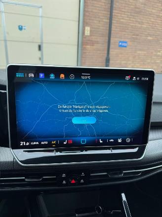 Volkswagen Golf 8.5 Variant 1.5 eTSI 110 kW R-Line NEDERLANDSE KENTEKEN picture 20