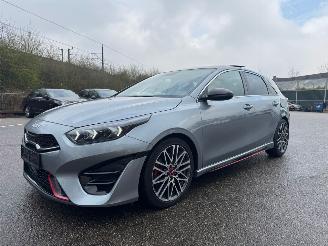 Kia Ceed Ceed GT Pano 204PK Automaat VOLLE auto! picture 9