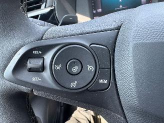 Opel Corsa GS LINE 130PK PANO AUTOMAAT Rijbare schade picture 19