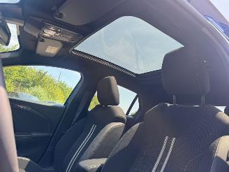 Opel Corsa GS LINE 130PK PANO AUTOMAAT Camera Stuur &Stoelverwarming Rijbare schade picture 28