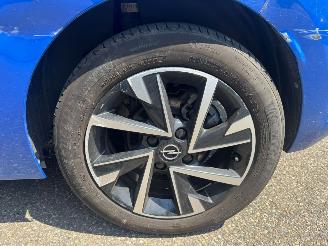 Opel Corsa GS LINE 130PK PANO AUTOMAAT Camera Stuur &Stoelverwarming Rijbare schade picture 12