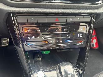 Volkswagen T-Roc R-line Pano LED Volle auto picture 19
