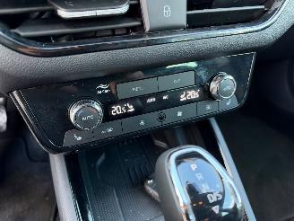 Skoda Scala TOUR 1.5 150Pk Automaat Stoelverwarming Achteruitrij camera picture 17