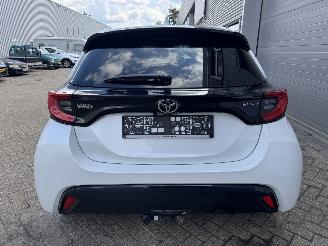 Toyota Yaris Yaris 1.5-l-VVT-i Hybrid 130 CVT Style PLUS FACELIFT Voll picture 3
