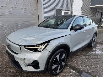 krockskadad bil auto Volvo C-40 C40 Single Motor Extended Range Plus Dark 2023/10