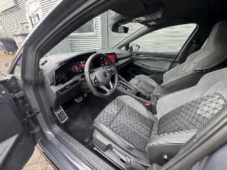 Volkswagen Golf Golf 1.5 eTSI OPF 110kW DSG R-Line Variant picture 8