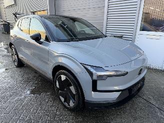 Volvo EX30 EX30 Extended Range Ultra Panorama voll  Rijdbaar picture 5