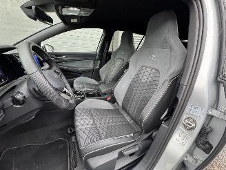 Volkswagen Golf TSIe R-line DSG 96 KW picture 8