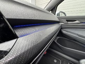 Volkswagen Golf TSIe R-line DSG 96 KW picture 12