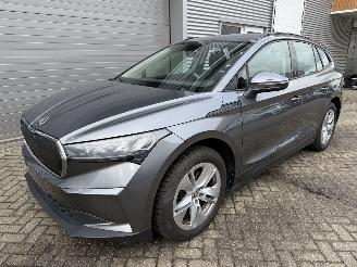 Avarii autoturisme Skoda Enyaq Enyaq 60 airbags ok ! voll fahrbereit 2023/10