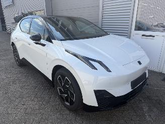 Lynk & Co 01 Lynk & Co 02 Core Electric pano rijdbaar picture 5