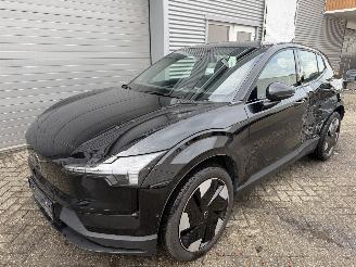 Auto incidentate Volvo EX30 Ultra pano ambiente volledig rijdbaar extended range 2024/11