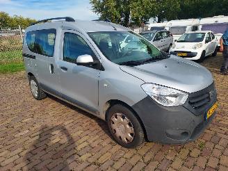 škoda osobní automobily Dacia Dokker 1.2 Laureante + apk 2015/2