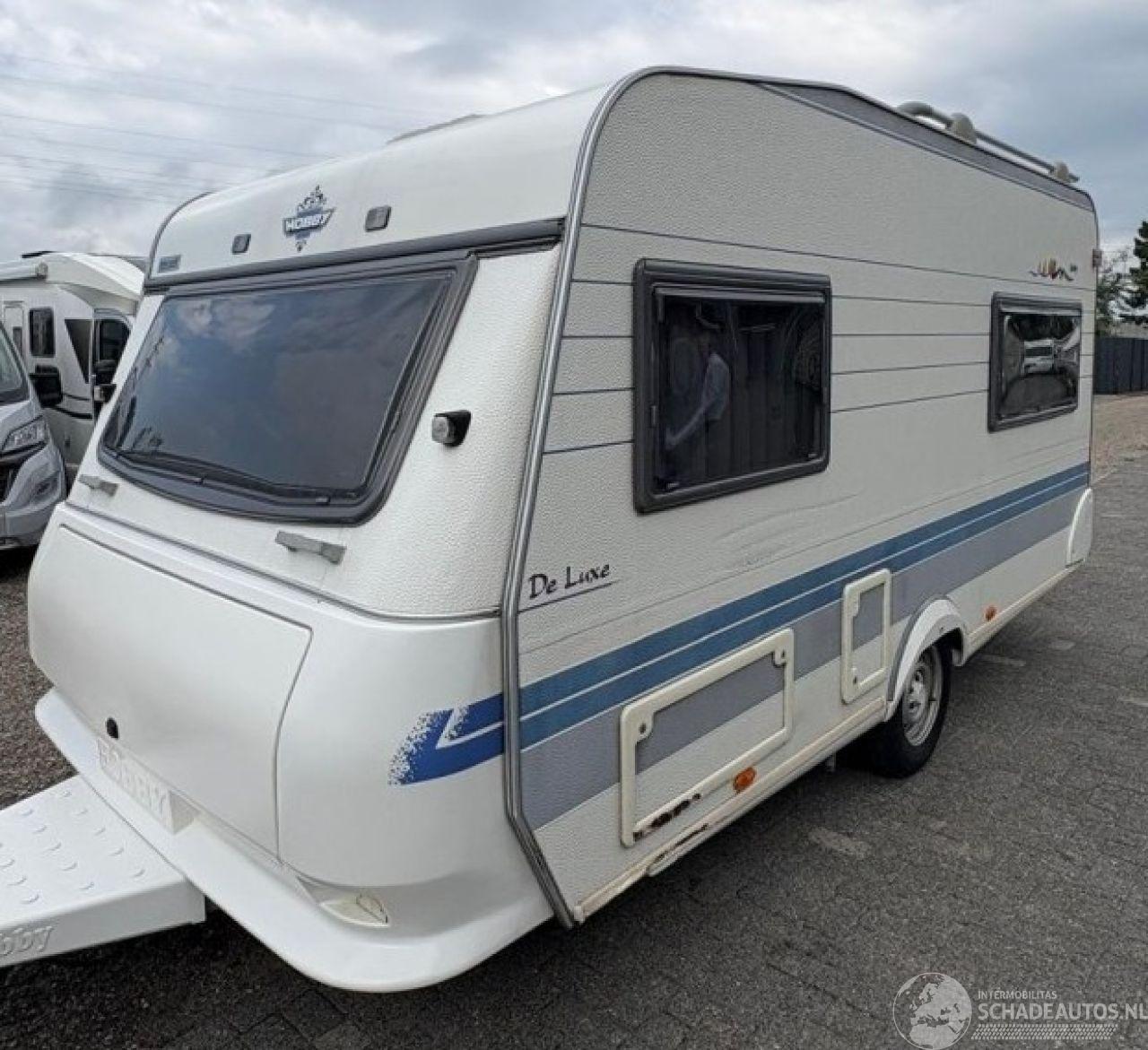Hobby  440 SF + Voortent en luifel