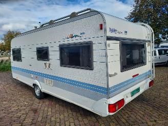 Hobby  Excellent 560 UFE + Voortent picture 4
