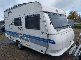 krockskadad bil caravan Hobby  400 KB met Kinderbed + 2x Fietsendrager 2000/6
