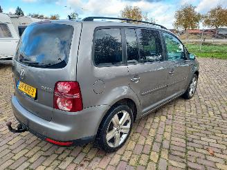 Volkswagen Touran Comfortline 2.0 TDI picture 3