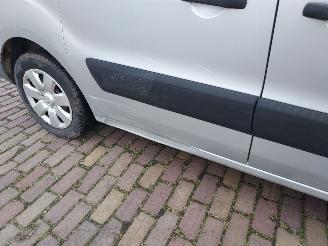 Citroën Berlingo GERESERVEERD   1.6 HDI picture 11