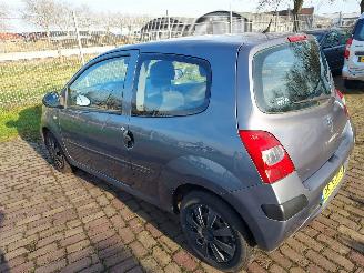 Renault Twingo 1.2 benzine + Apk picture 4
