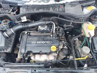 Opel Corsa GERESERVEERD  1.2 AUTOMAAT  109000KM !!! picture 10