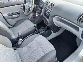 Kia Picanto 1.0 LX picture 6