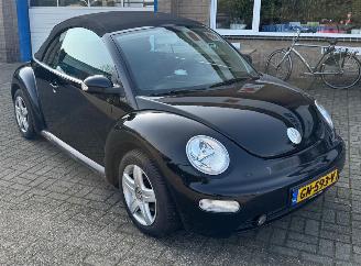 Schadeauto Volkswagen Beetle 1.4 Cabriolet Turijn + Apk 2003/2