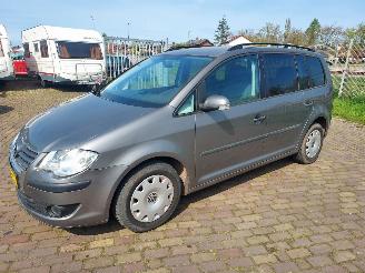 Avarii autoturisme Volkswagen Touran AUTOMAAT  1.4 TSI Optive 2007/12