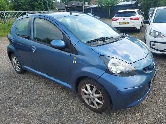 Coche accidentado Toyota Aygo 5 deurs 2009/2