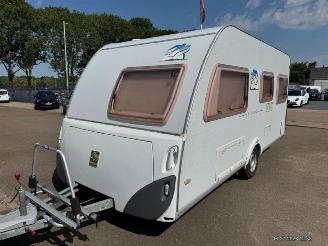 krockskadad bil auto Knaus iX1 `Sudwind 450 FU + Mover 2004/3