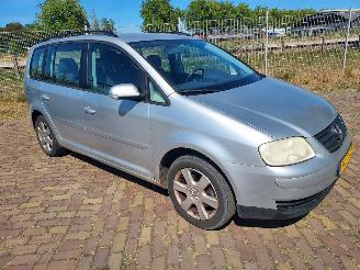 Damaged car Volkswagen Touran 1.4TSI 2006/8