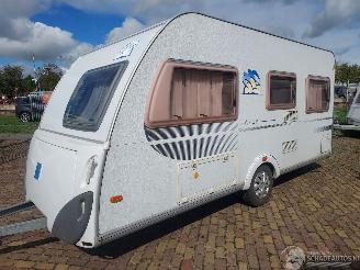 Knaus  Azur 450 FU Mover en Voortent Frans bed picture 2