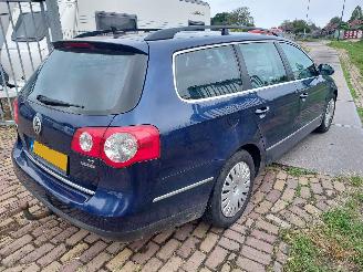 Volkswagen Passat 2.0 TDI picture 4