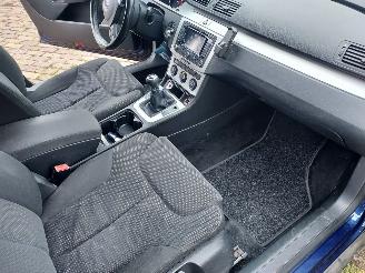 Volkswagen Passat 2.0 TDI picture 8