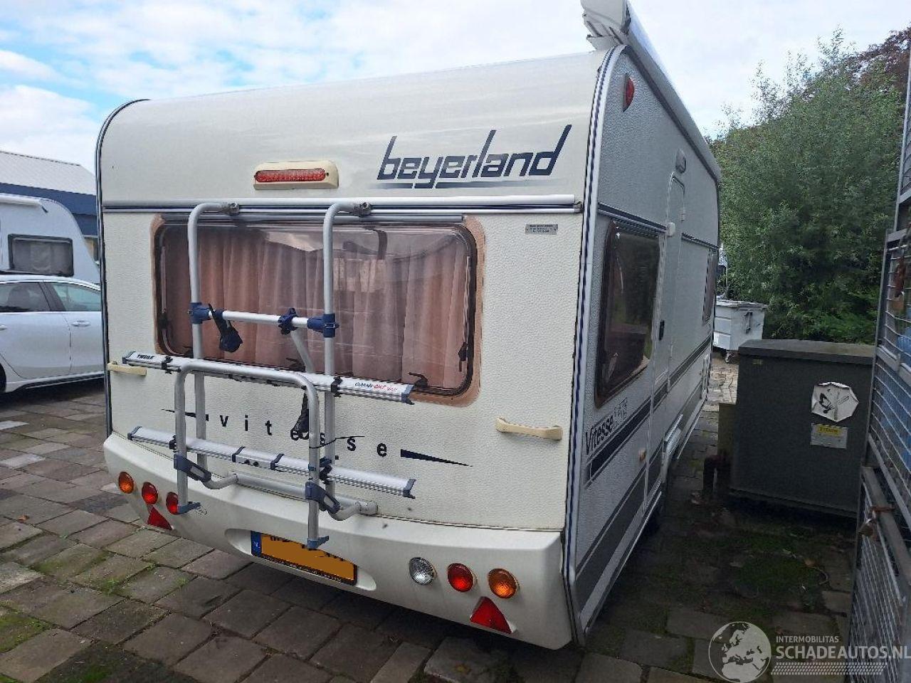 Beyerland  Vitesse 460 FB Mover Omnistor Frans bed