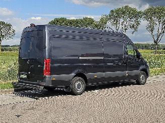 Mercedes Sprinter 317 picture 3