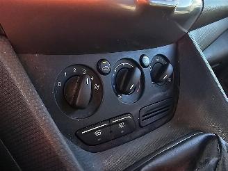 Ford Transit Connect 1.6 picture 10