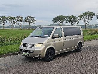 Volkswagen  T5 picture 2