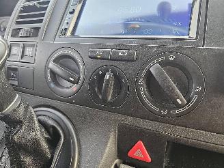 Volkswagen  T5 picture 11