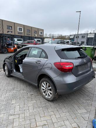 Mercedes  a160 picture 4