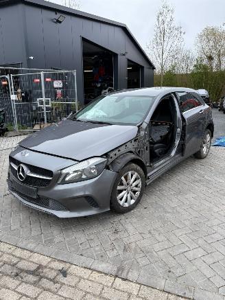 Mercedes  a160 picture 1