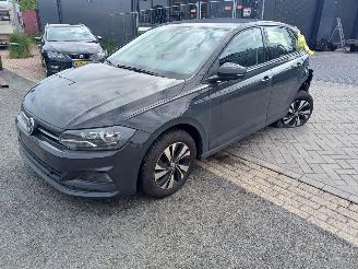 Unfallwagen Volkswagen Polo 70kw tsi autm 2020/8