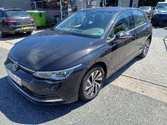 krockskadad bil auto Volkswagen Golf 1.4 hybride 2024/4
