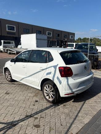 Volkswagen Polo 1.2 tsi lounge picture 4